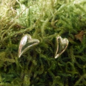 Small Heart earrings